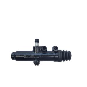 Clutch Master Cylinder A0002956806 0012956006 0012952906 0002956806 KG239517 4.60683 for MB-ACTROS Heavy Duty Truck